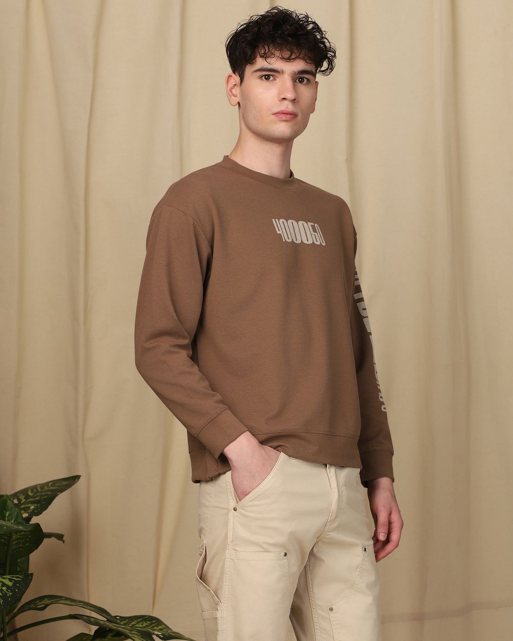 Brown Textured Plain Graphic Sweatshirt