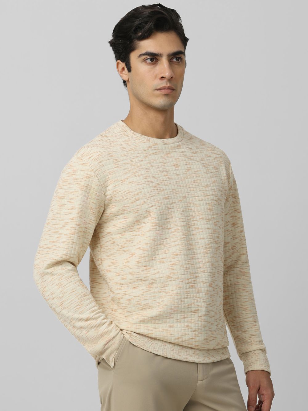 Quilted Plain Slim Fit Sweatshirt