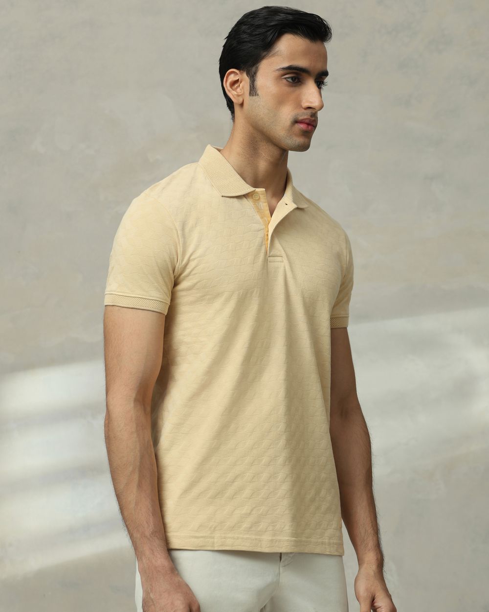 Beige Textured Plain Slim Fit T-Shirt