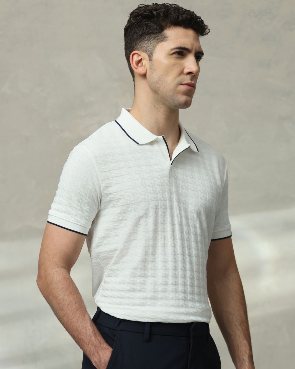 White Textured Plain Slim Fit T-Shirt