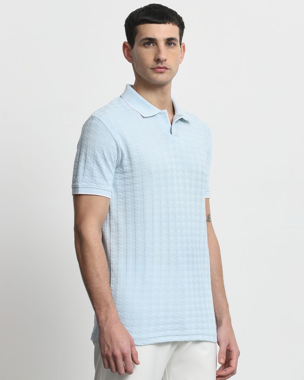 Light Blue Textured Plain Slim Fit T-Shirt