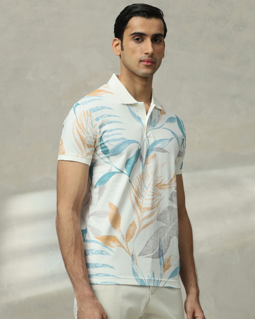 Off White Leaf Print Slim Fit T-Shirt