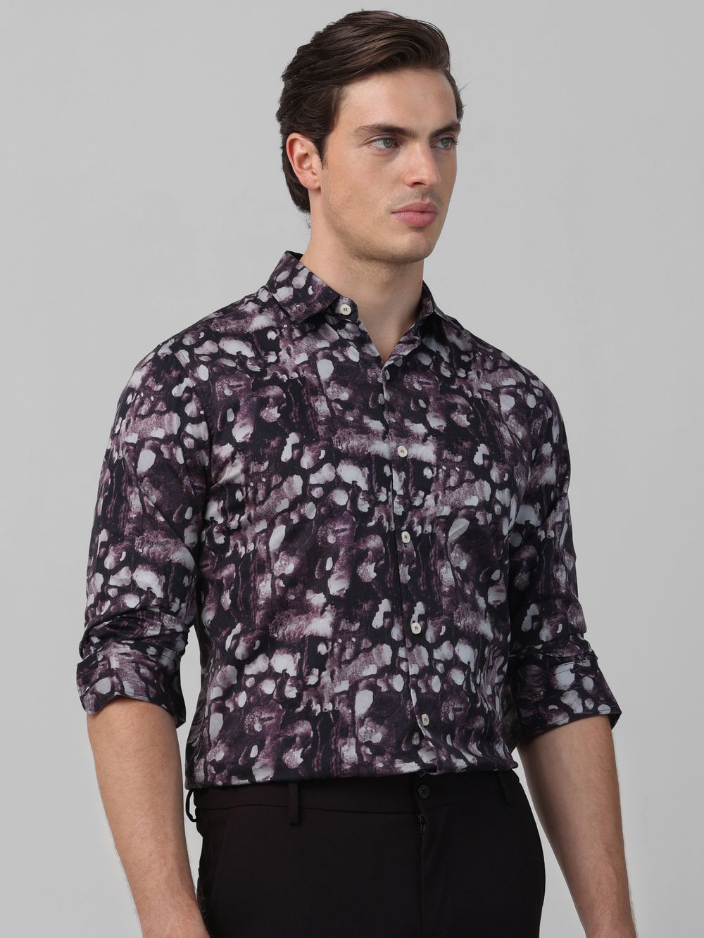 Plum Digital Print Slim Fit Casual Shirt