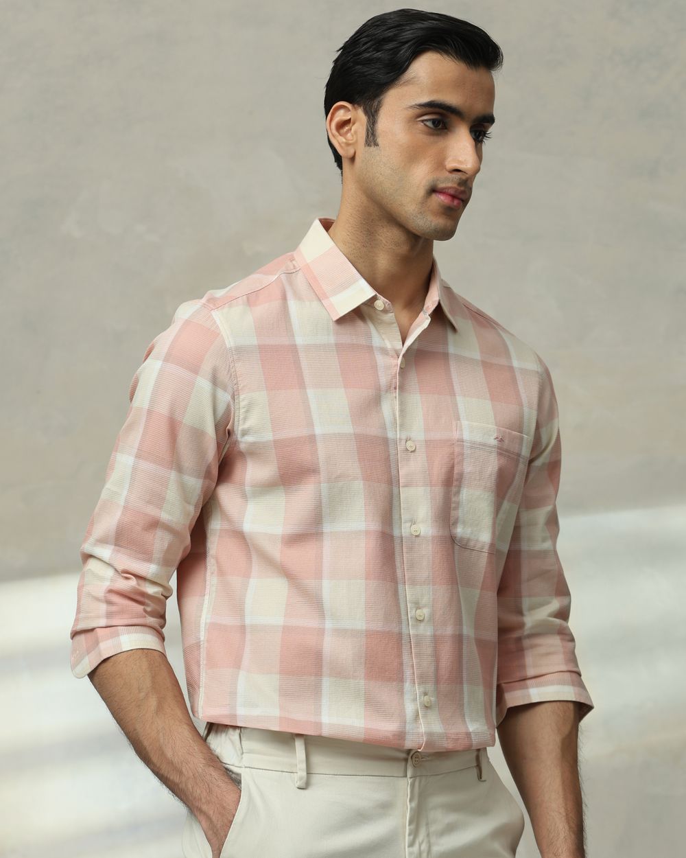 Pink Textured Check Slim Fit Casual Shirt
