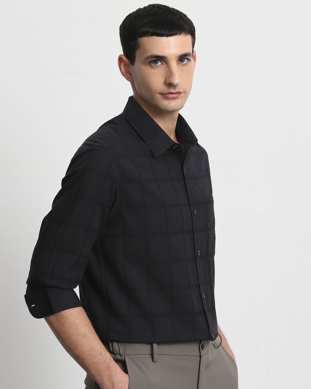 Black Textured Plain Slim Fit Casual Shirt