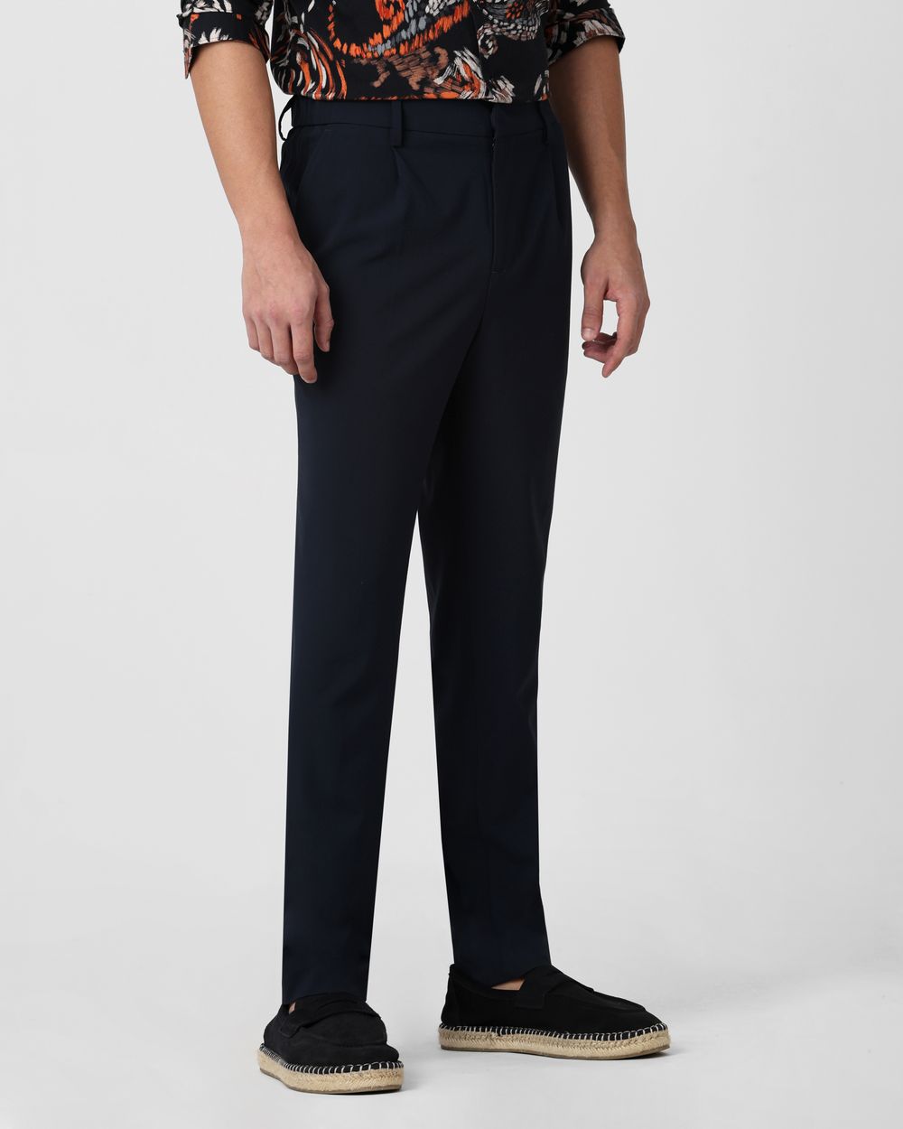 Navy Relaxed Tapered Fit Single Pleated Pants TROUSERS