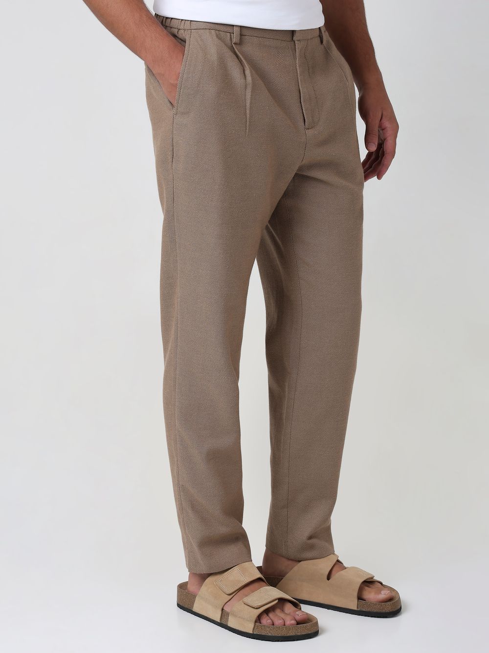 Brown Relaxed Tapered Fit Seersucker Single Pleat Trouser