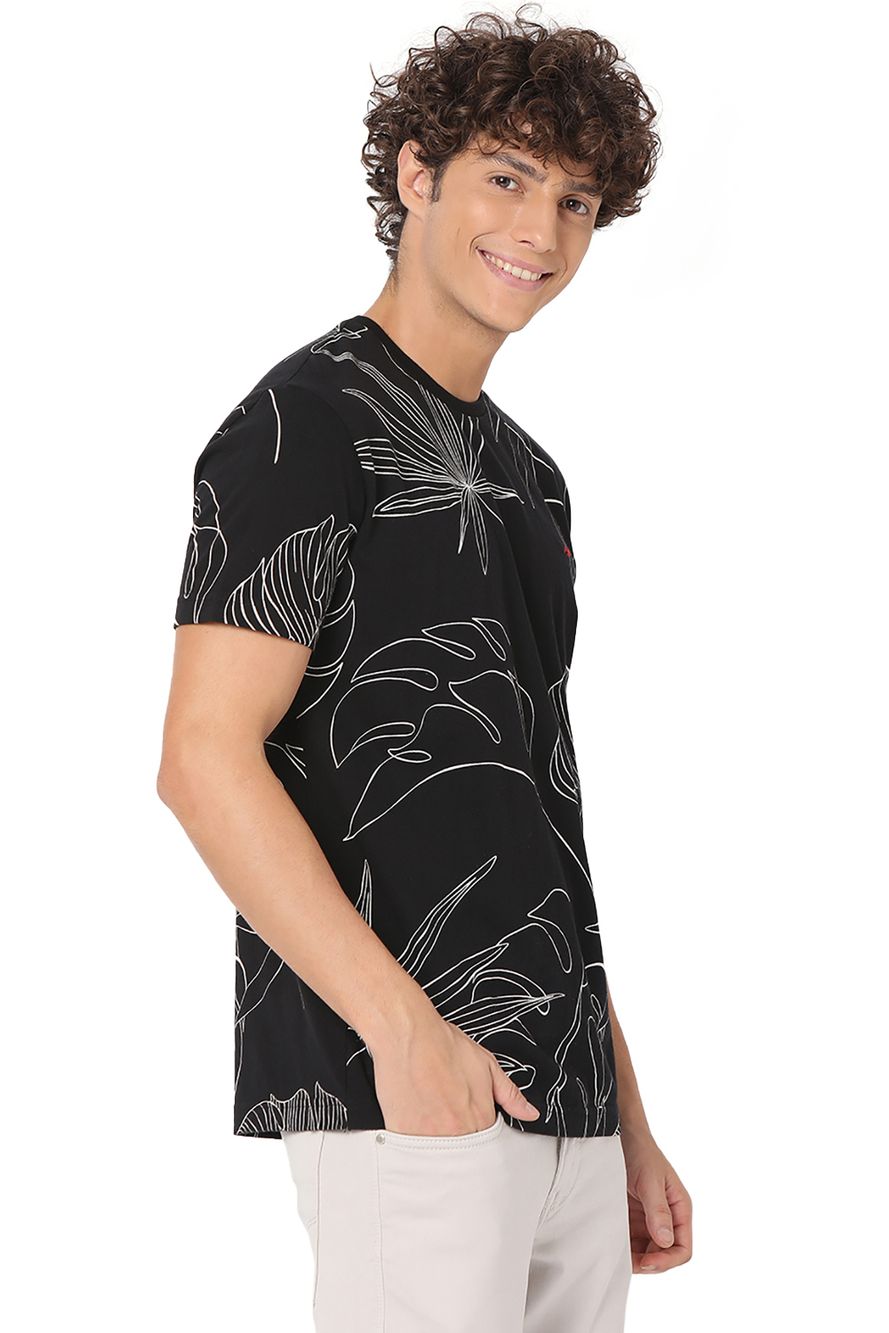 Black Leaf Graphic Tee