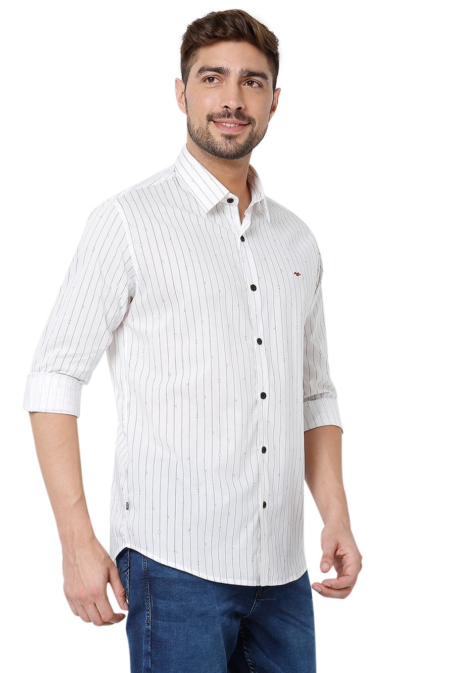 White & Black Printed Stripe Slim Fit Casual Shirt