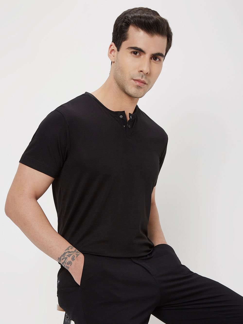 Black Snap Button Henley T-Shirt