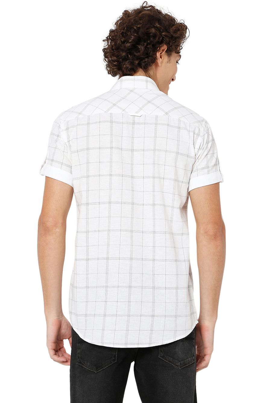 White & Black Cotton Linen Check Slim Fit Casual Shirt