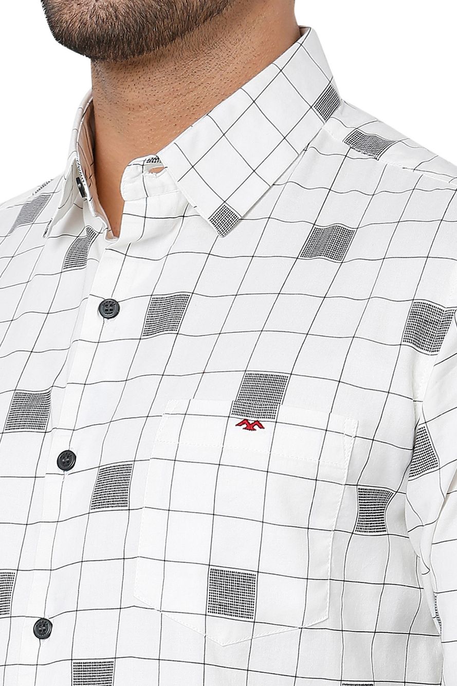 White & Black Graphic Check Slim Fit Casual Shirt