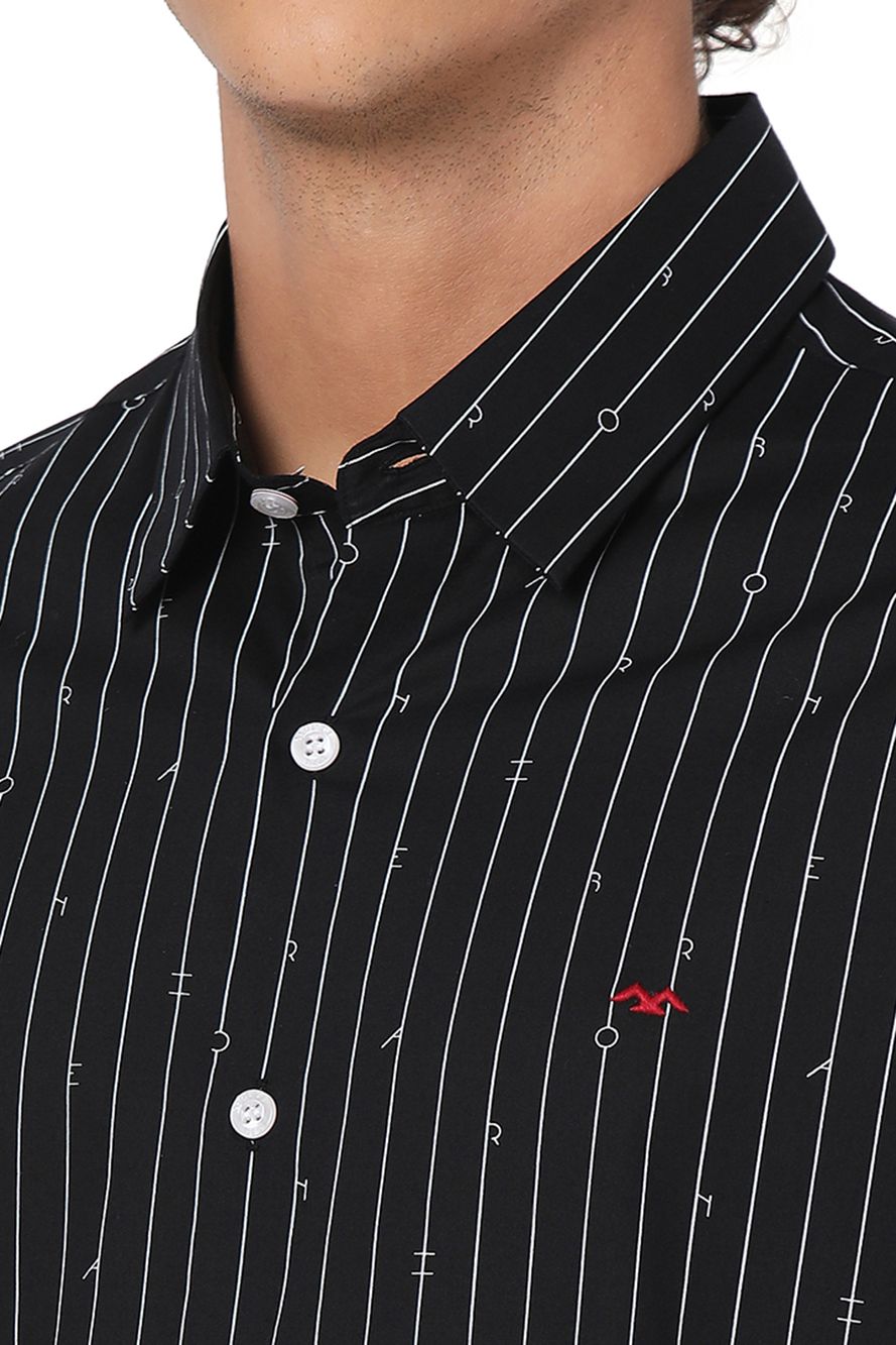 Black & White Printed Stripe Slim Fit Casual Shirt