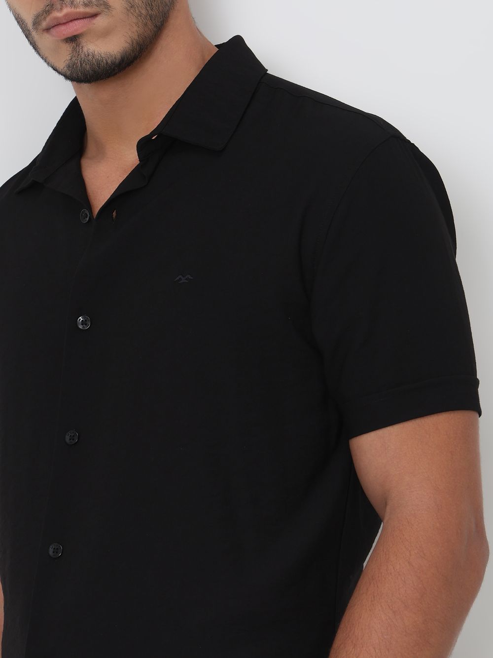 Black Textured Viscose Blend Plain Slim Fit Casual Shirt