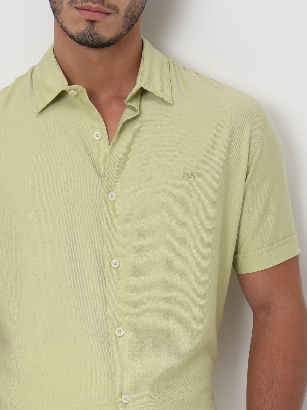 Light Green Textured Viscose Blend Plain Slim Fit Casual Shirt