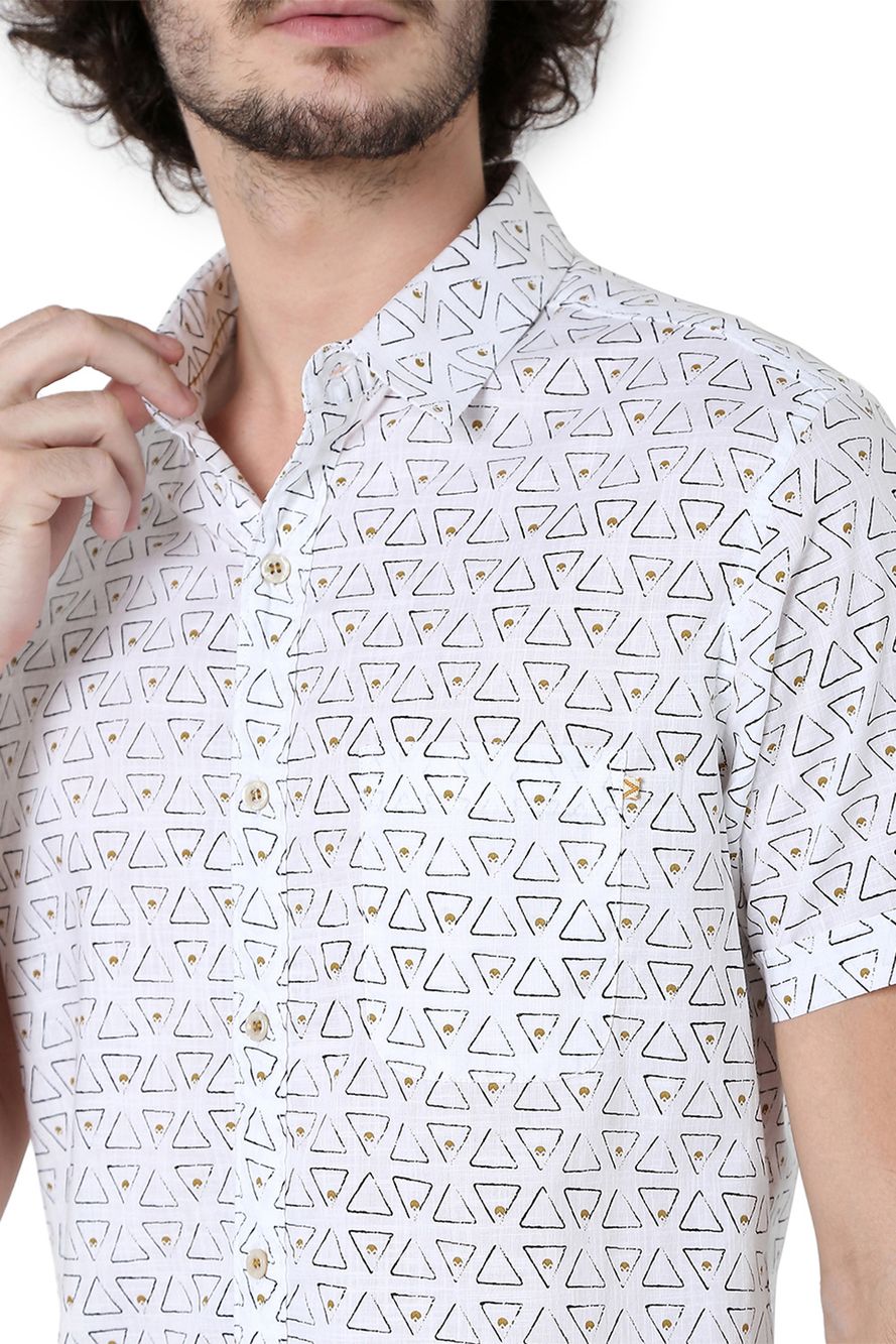 White & Mustard Geometric Print Slim Fit Casual Shirt