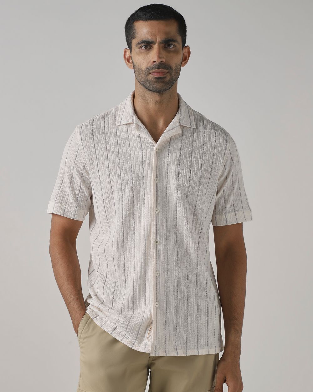 Off White Crinkle Stripe Stretch Relaxed Fit Casual Shirt