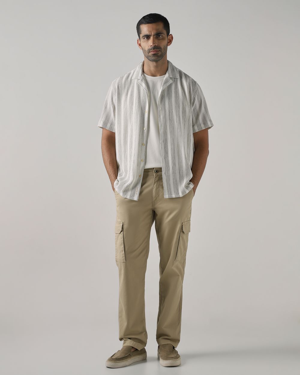 Off White Crinkle Stripe Stretch Relaxed Fit Casual Shirt