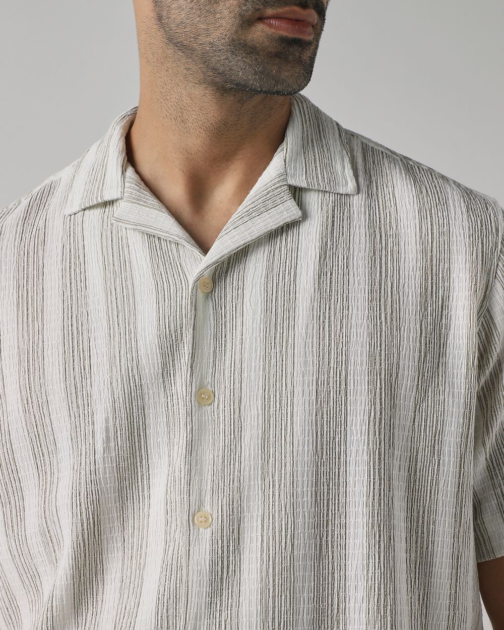 Off White Crinkle Stripe Stretch Relaxed Fit Casual Shirt