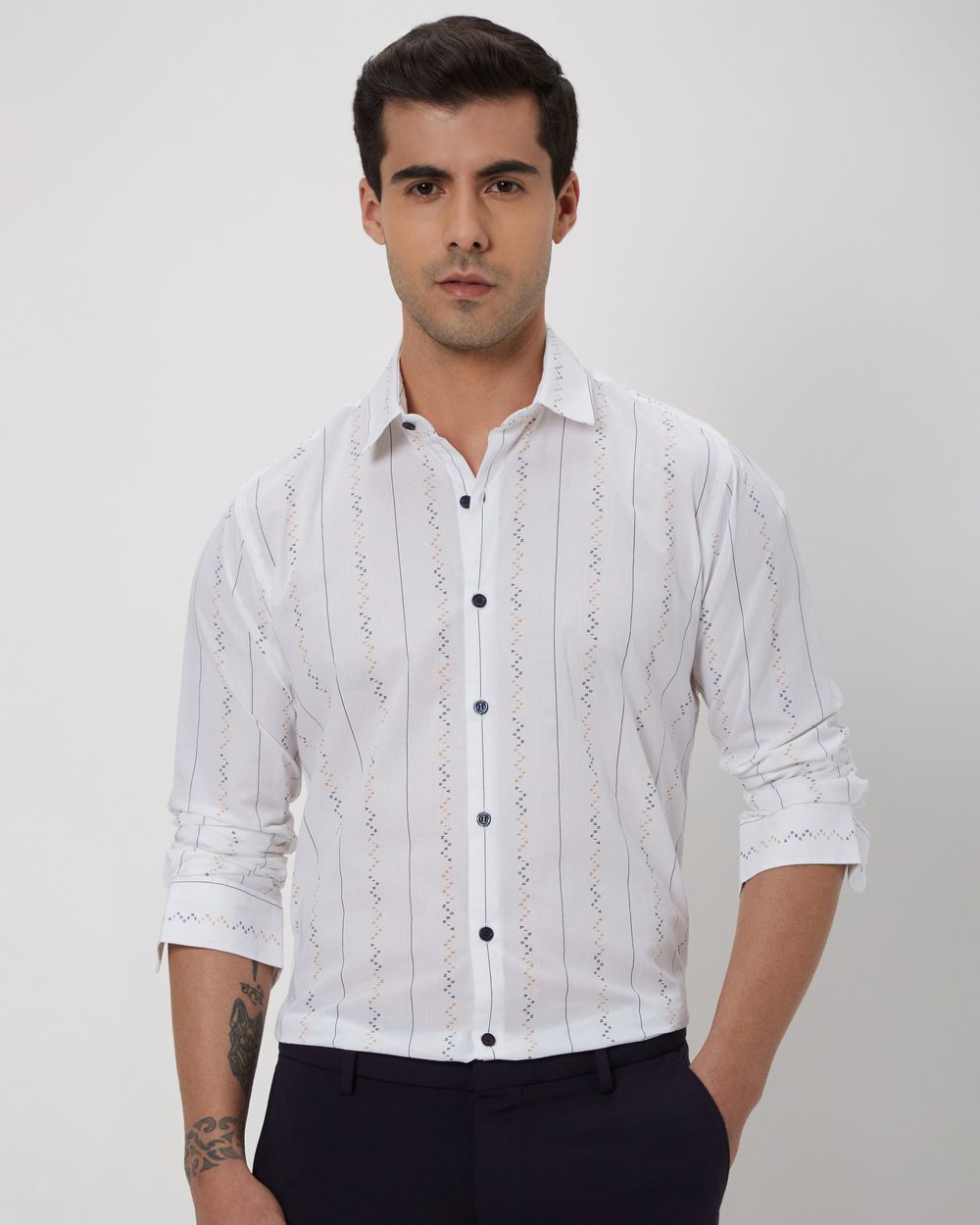 White shirt new pattern on sale