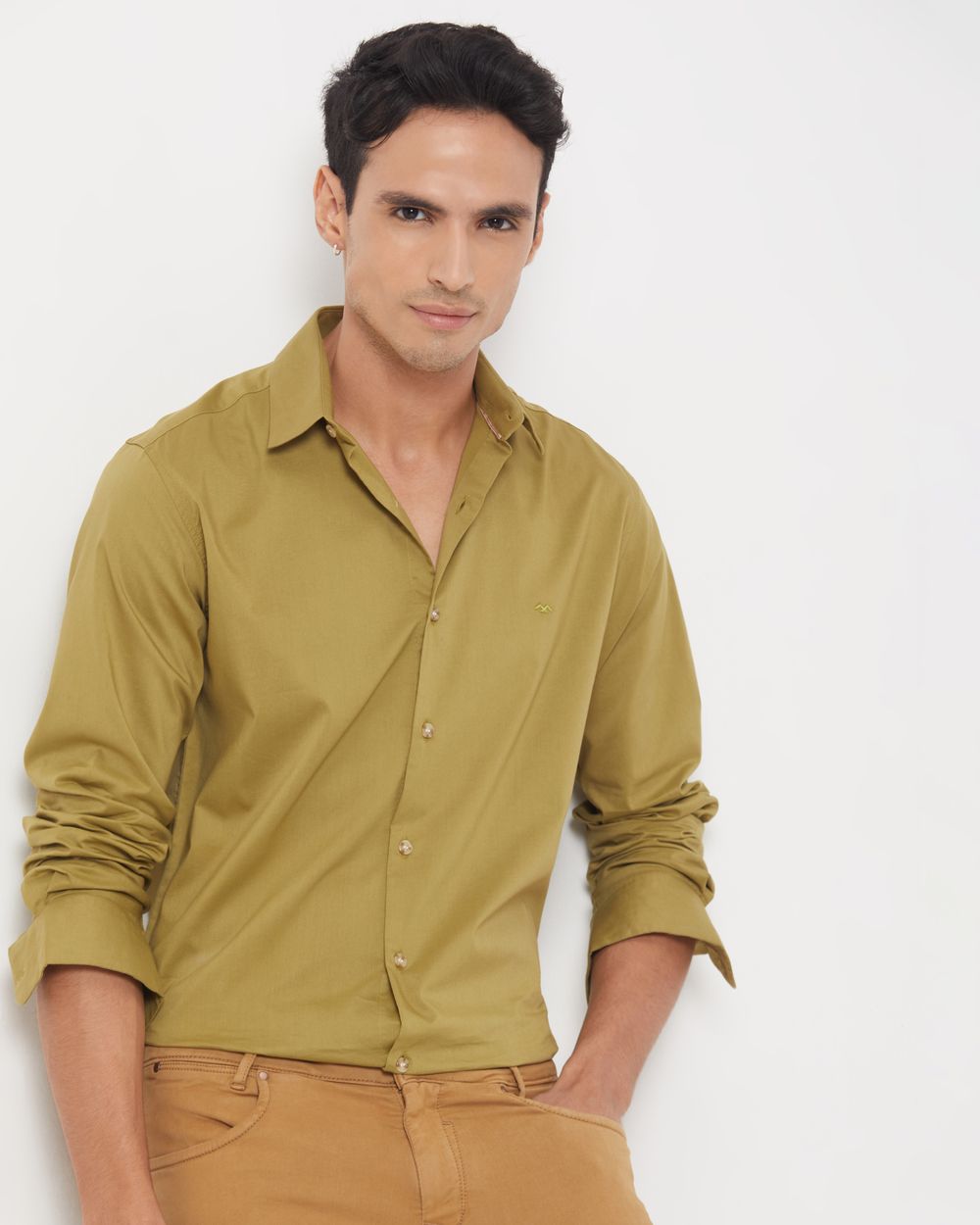 Yellow shirt olive pants discount