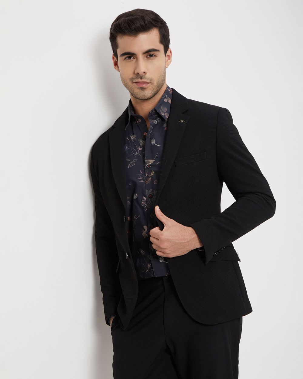 Buy Black Slim Fit Blazer Online at Muftijeans
