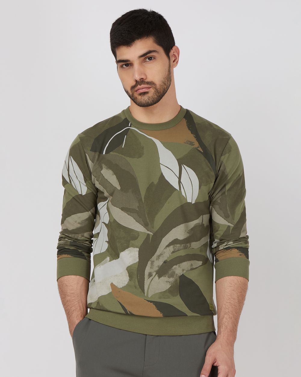 Olive Leaf Print Slim Fit Sweatshirt
