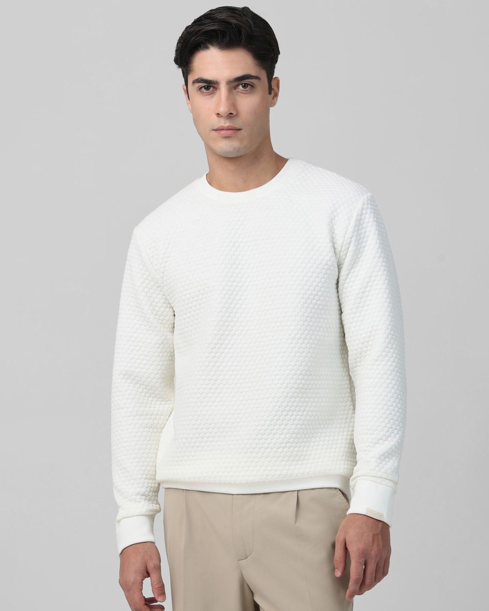 Buy White Textured Slim Fit Sweatshirt Online at Muftijeans