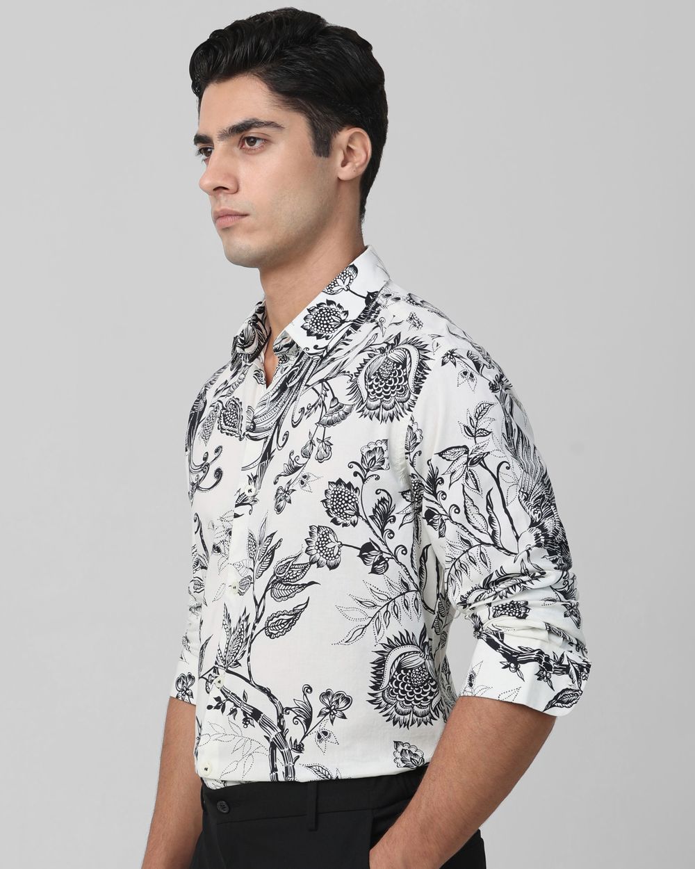 White Leaf Print Slim Fit Casual Shirt