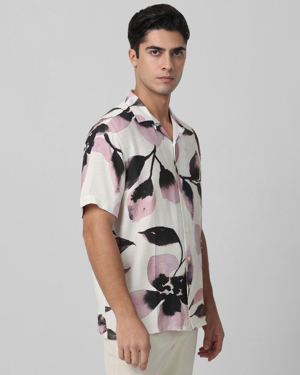 Off White Floral Print Relaxed Fit Casual Shirt