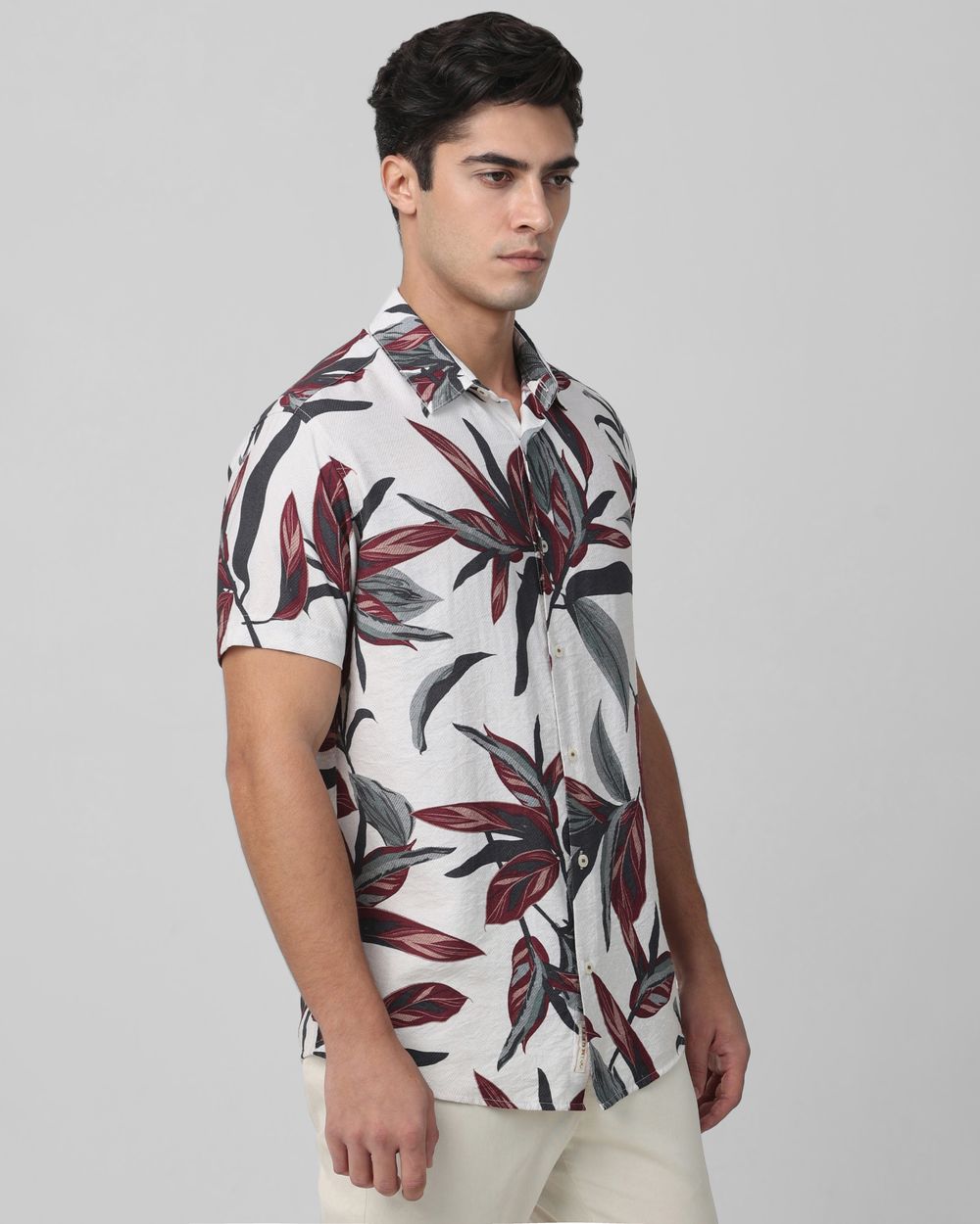 Off White Floral Print Slim Fit Casual Shirt