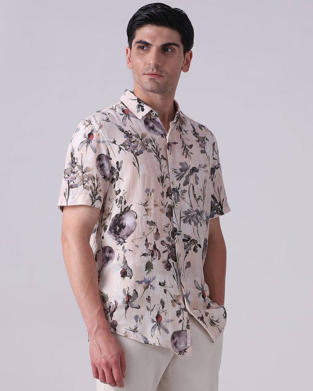 Off White Floral Print Viscose Slim Fit Casual Shirt