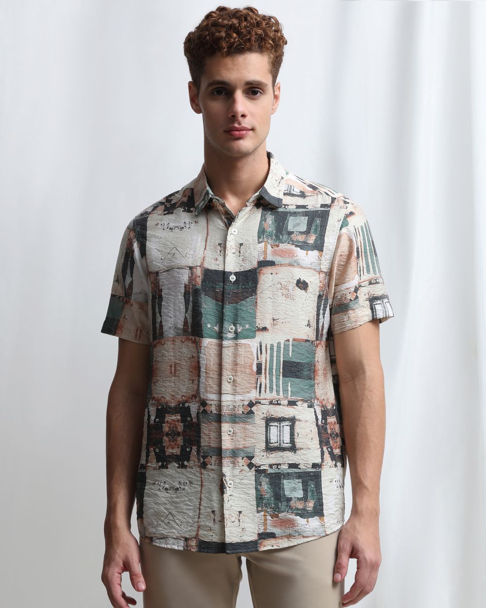 Green Digital Print Slim Fit Casual Shirt