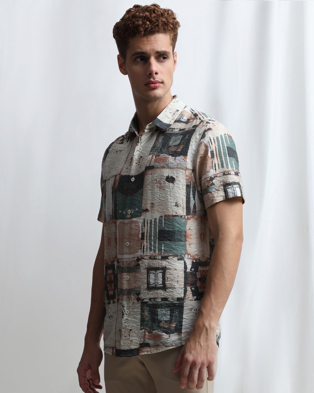 Green Digital Print Slim Fit Casual Shirt
