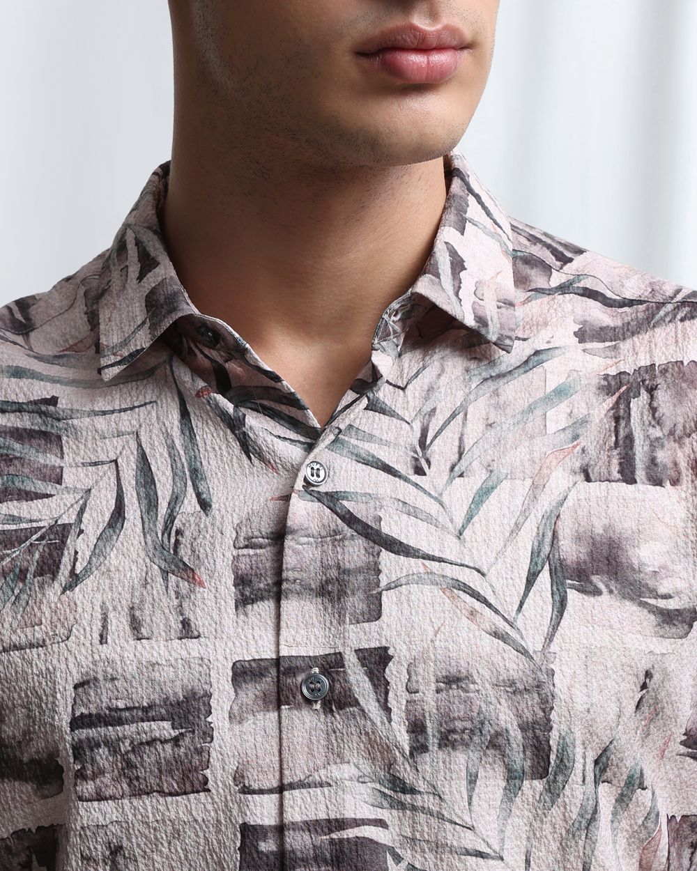 Green Digital Print Slim Fit Casual Shirt