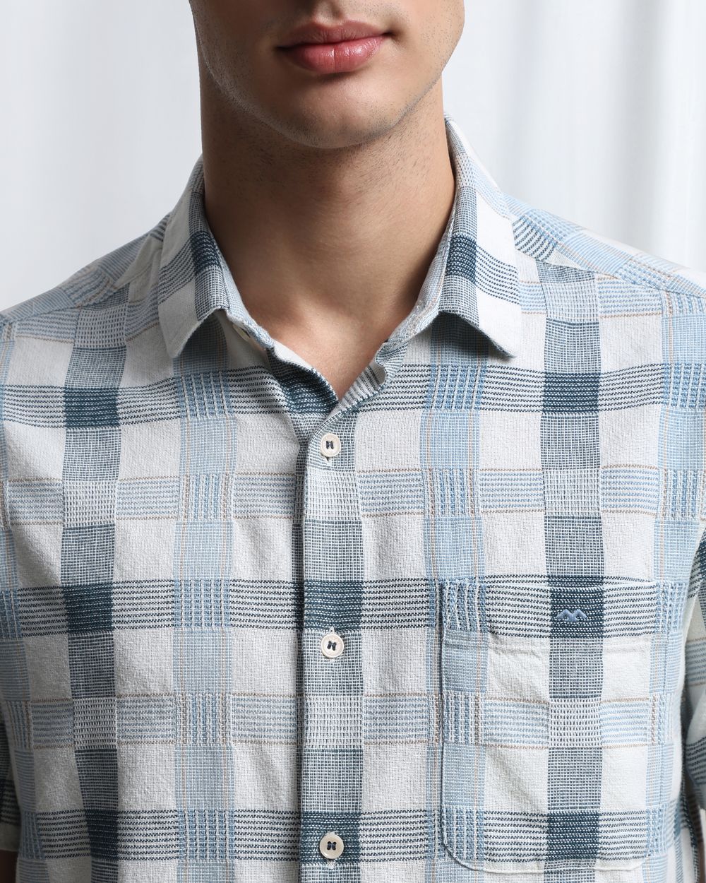 Blue Textured Check Slim Fit Casual Shirt