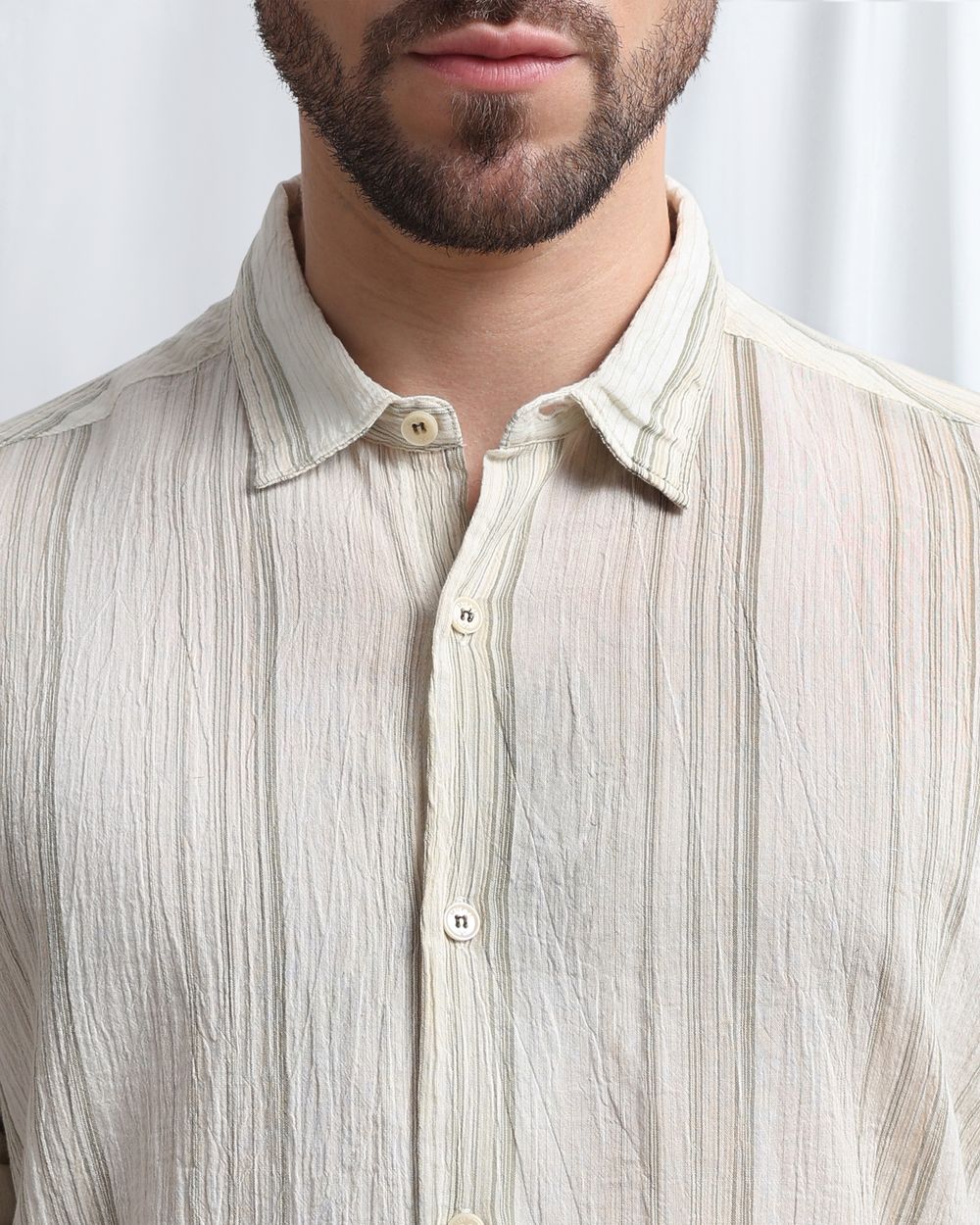 Off White Crinkle Stripe Slim Fit Casual Shirt