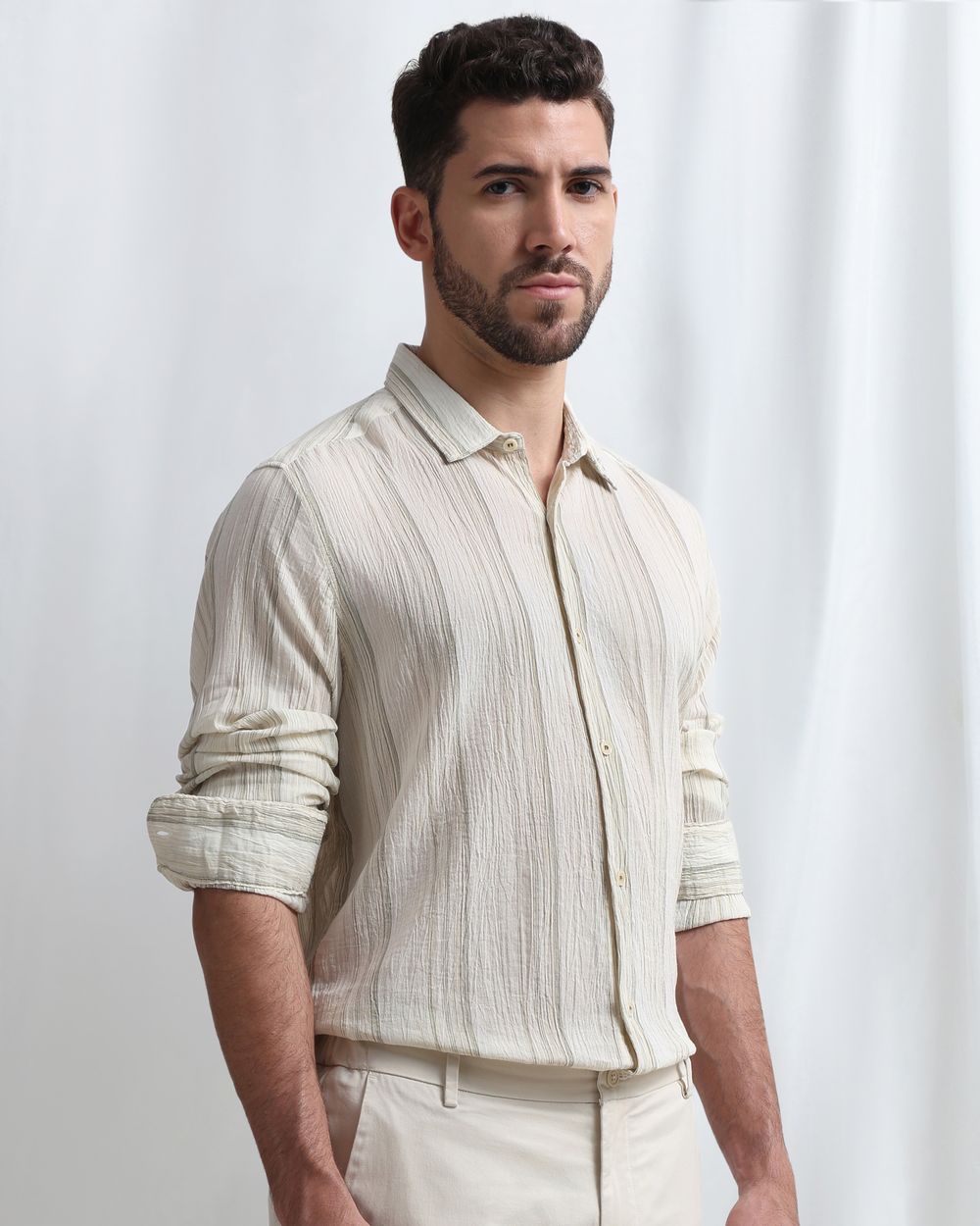 Off White Crinkle Stripe Slim Fit Casual Shirt