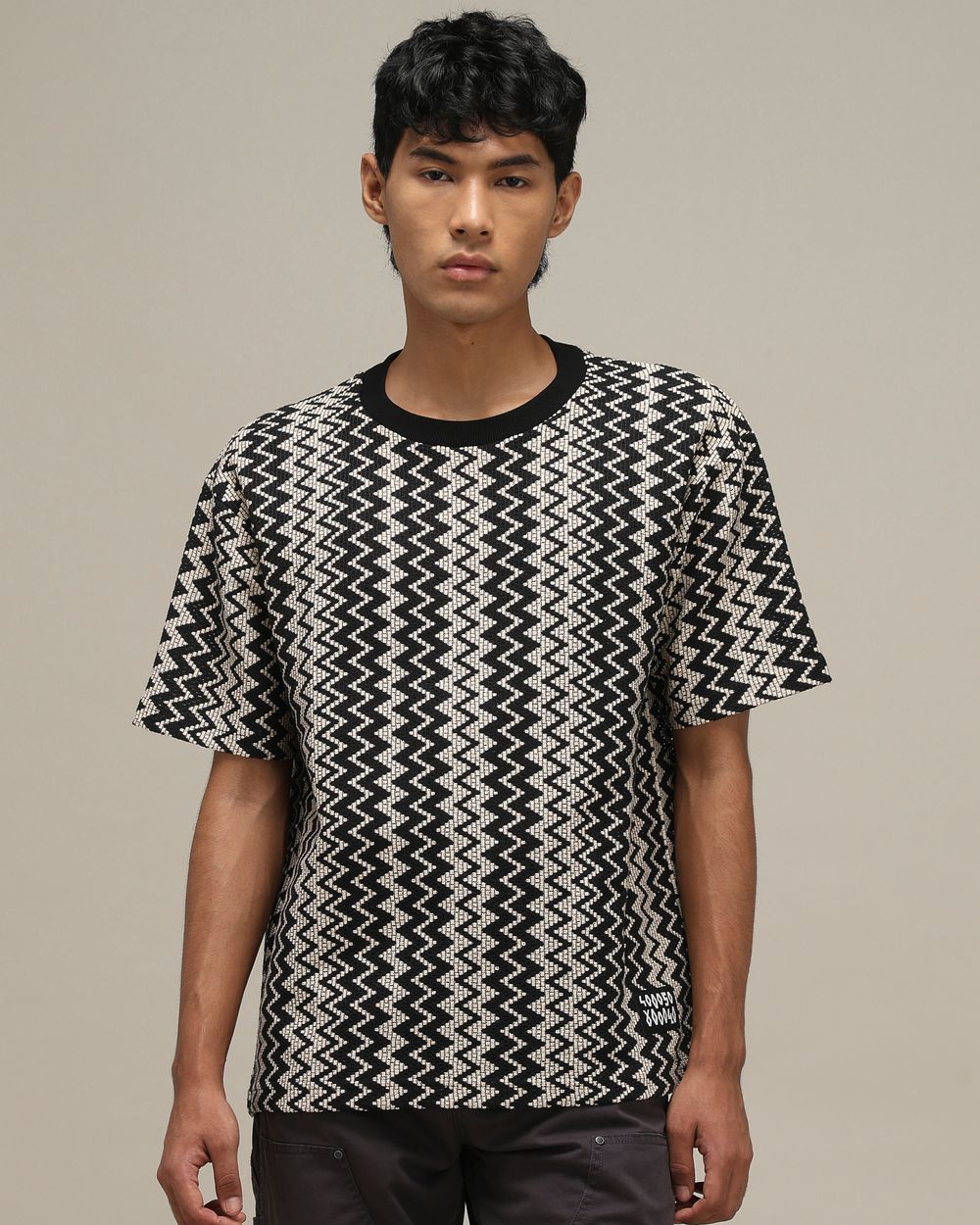 Black Chevron Jacquard T0-Shirt