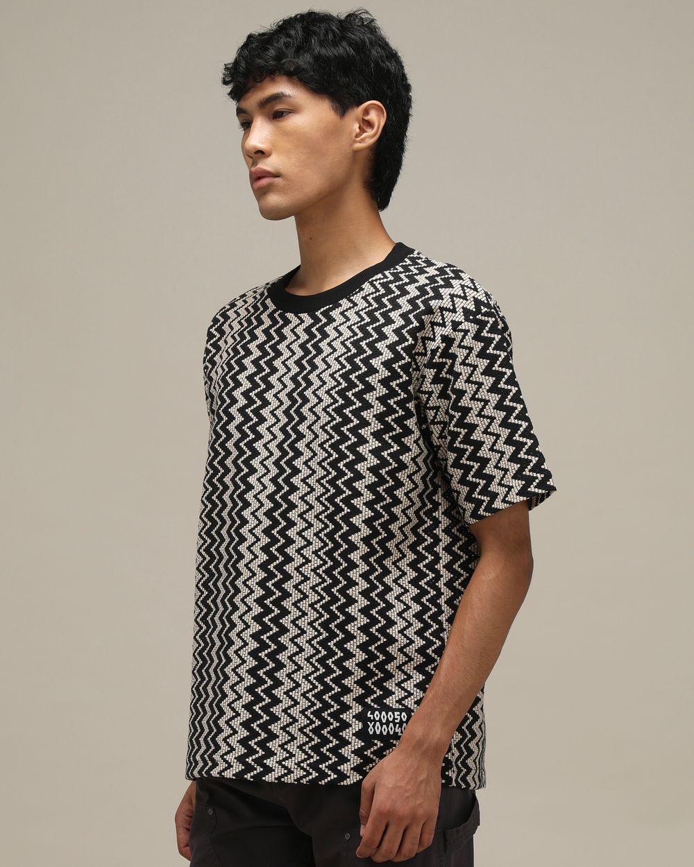 Black Chevron Jacquard T0-Shirt