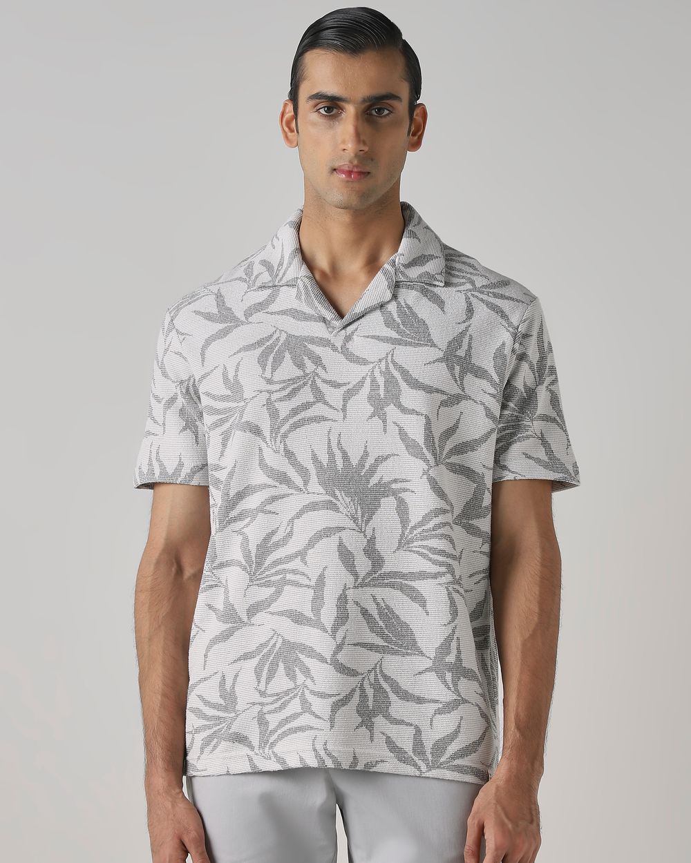 Grey Leaf Jacquard T-Shirt
