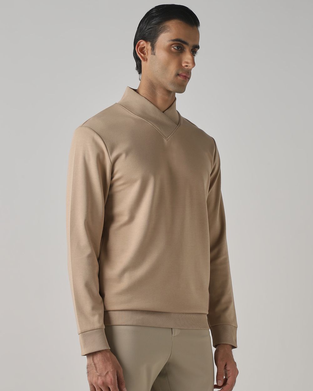 Beige V-Neck Slim Fit Sweatshirt