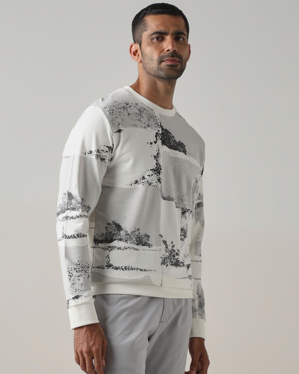Off White Abstract Print Slim Fit Sweatshirt