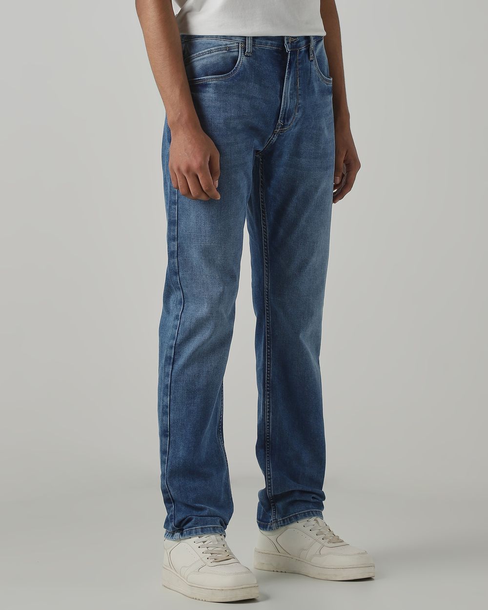 Mid Blue Relaxed Straight Fit Original Stretch