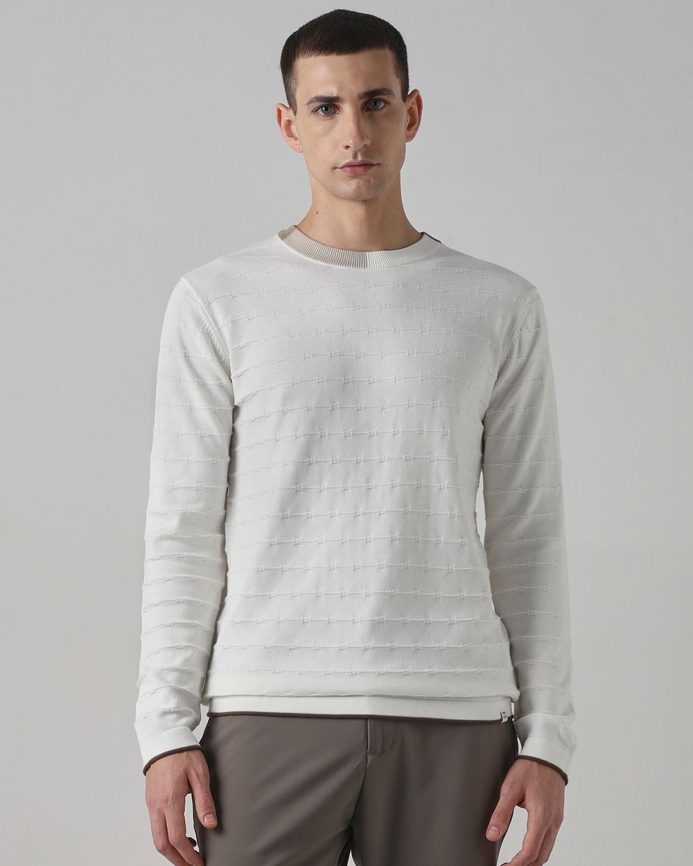 White Color-Blocked Slim Fit Flatknit