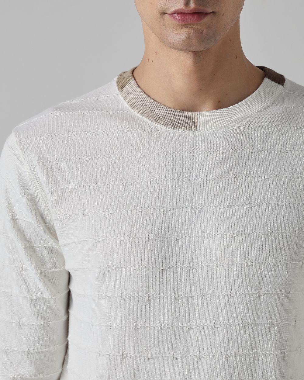 White Color-Blocked Slim Fit Flatknit