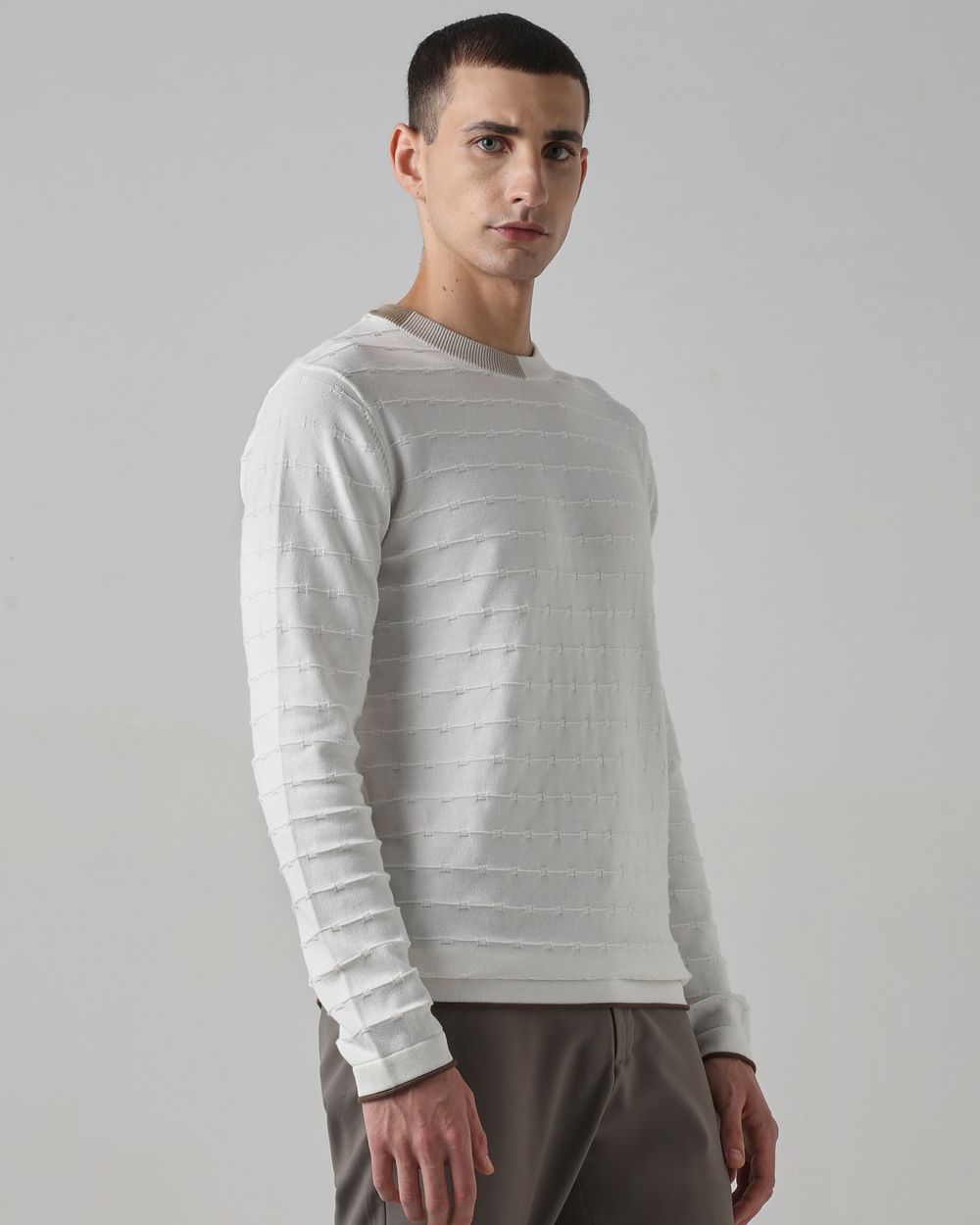 White Color-Blocked Slim Fit Flatknit