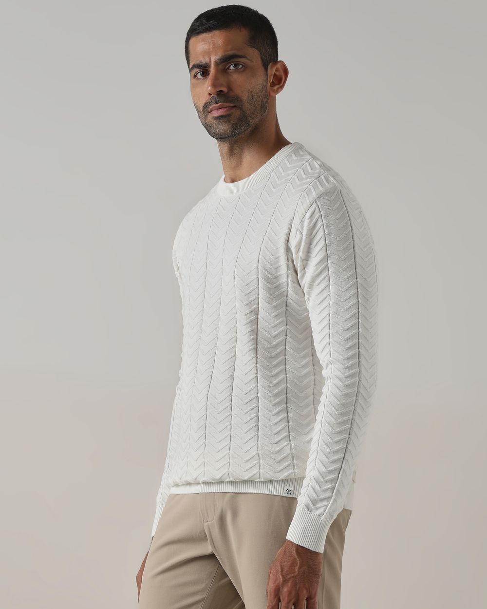 White Chevron Slim Fit Flatknit