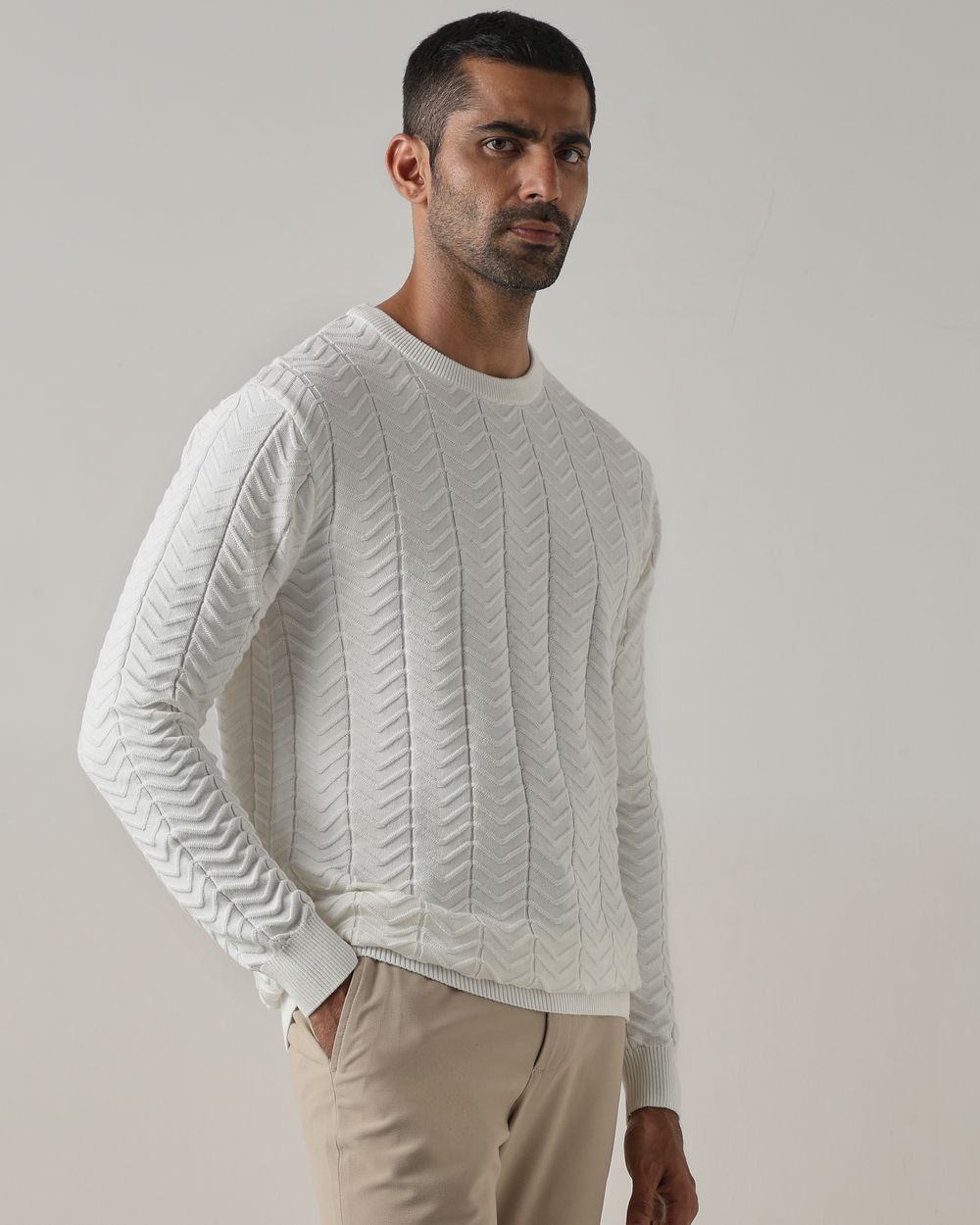 White Chevron Slim Fit Flatknit