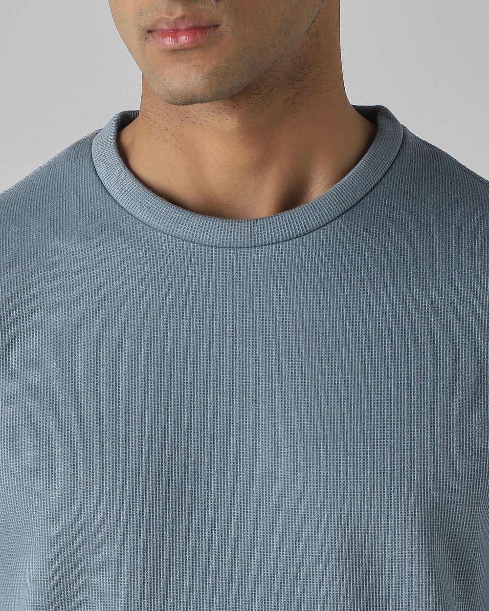 Blue Plain Slim Fit Sweatshirt